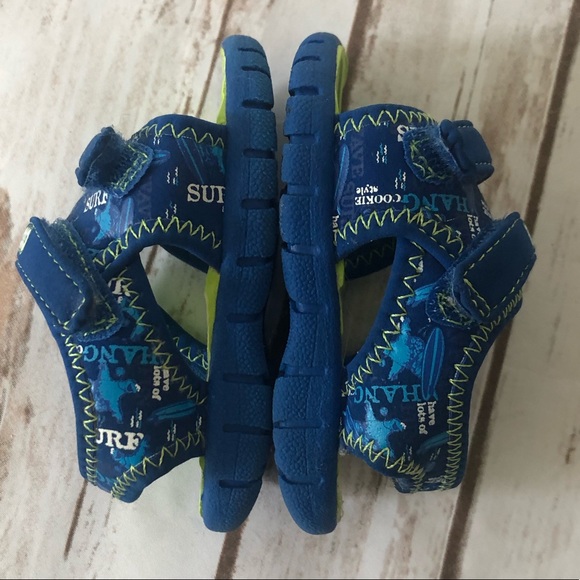 Sesame Street Toddler Sandals 2W - Picture 4 of 8